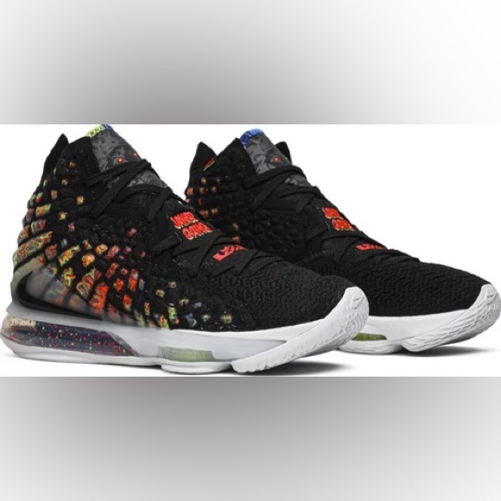 Nike Men's Black Multicolor Athletic Shoes